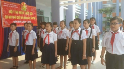 Hội thi "Nghi thức Đội, chỉ huy giỏi và múa hát tập thể" năm học 2018 - 2019