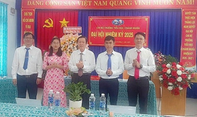 Đại hội Chi bộ trường Tiểu học Chánh Nghĩa nhiệm kì 2025-2027