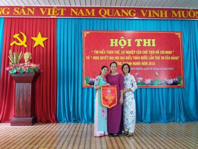 Tham gia hội thi "Tìm hiểu thân thế, sự nghiệp của chủ tịch Hồ Chí Minh"